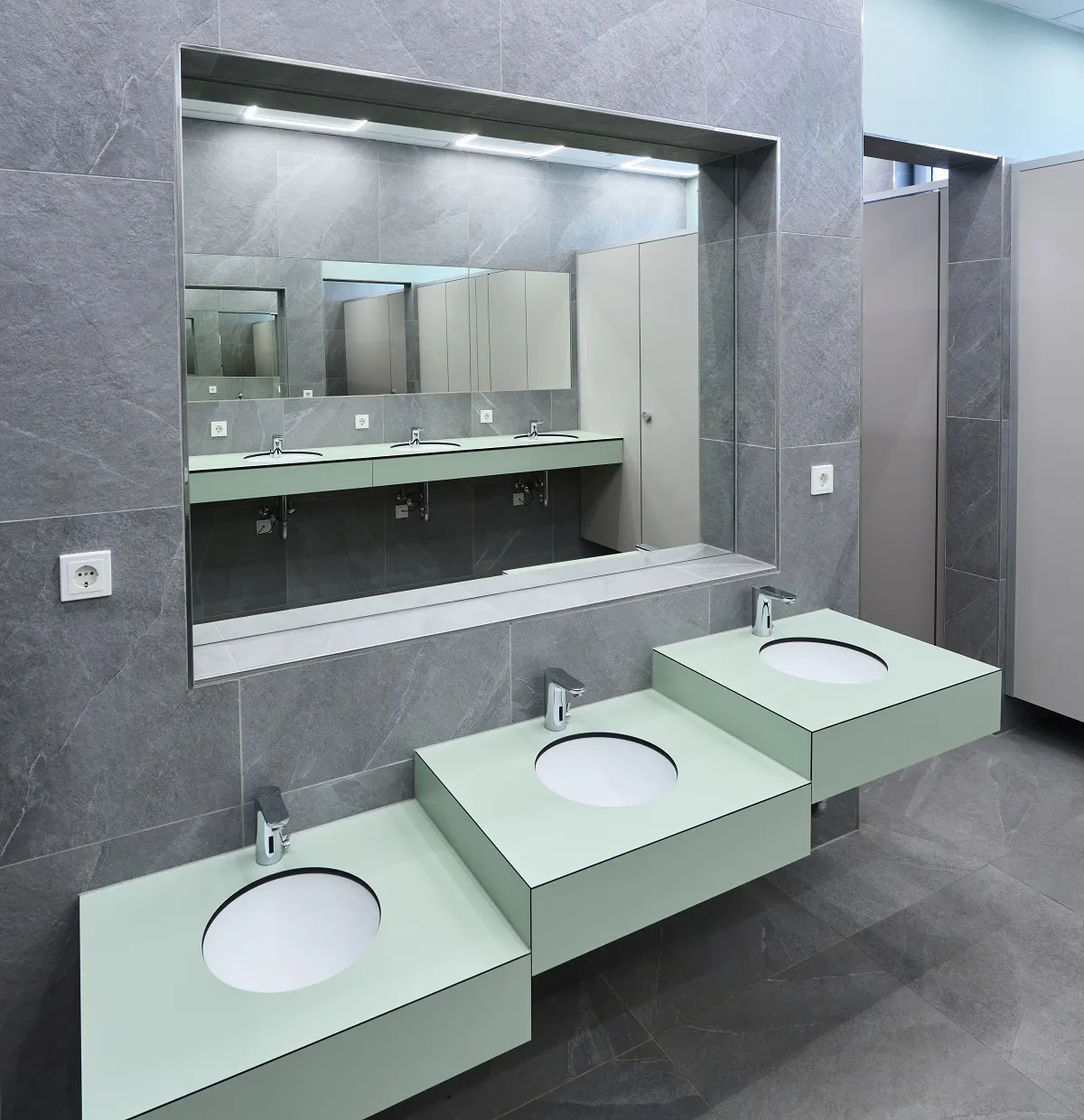 Vanity units that can be flexibly adjusted in height