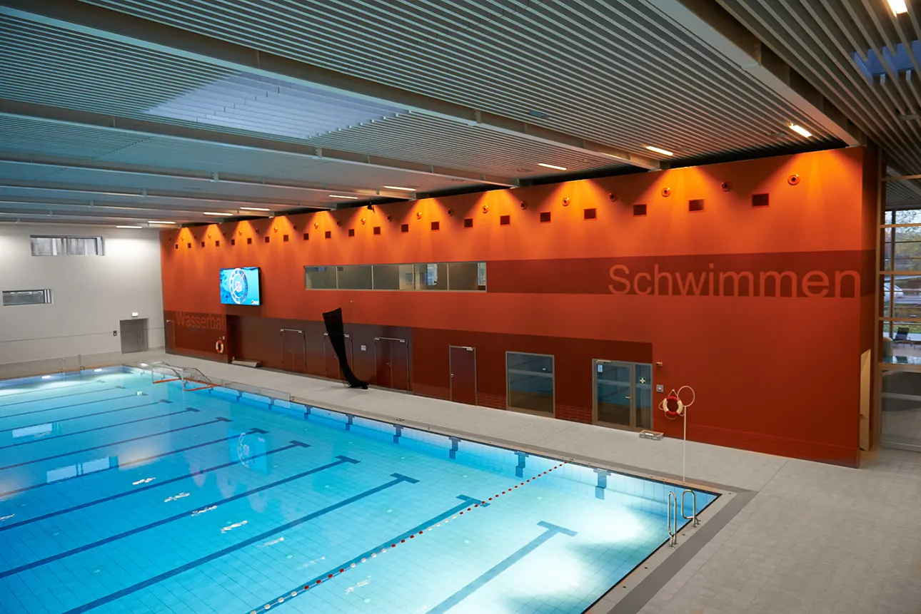 Schwimmhalle Inselpark